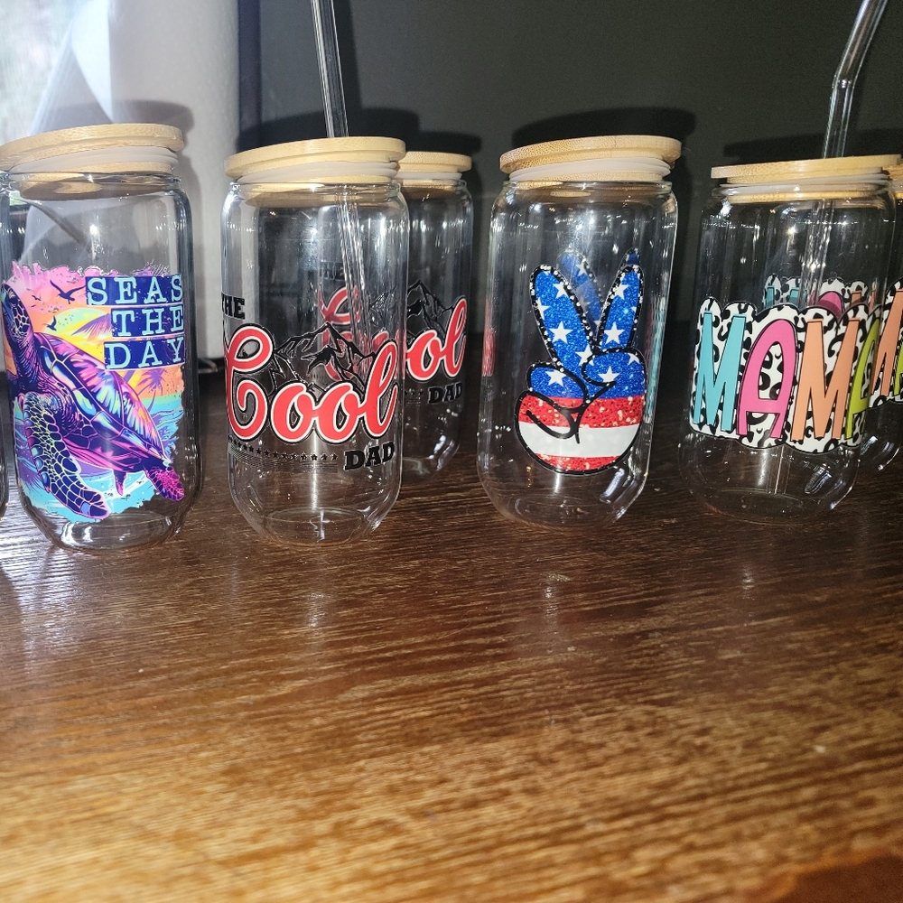 Glass cups